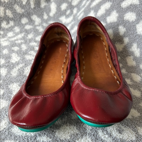 Burgundy Tieks - Picture 3 of 6